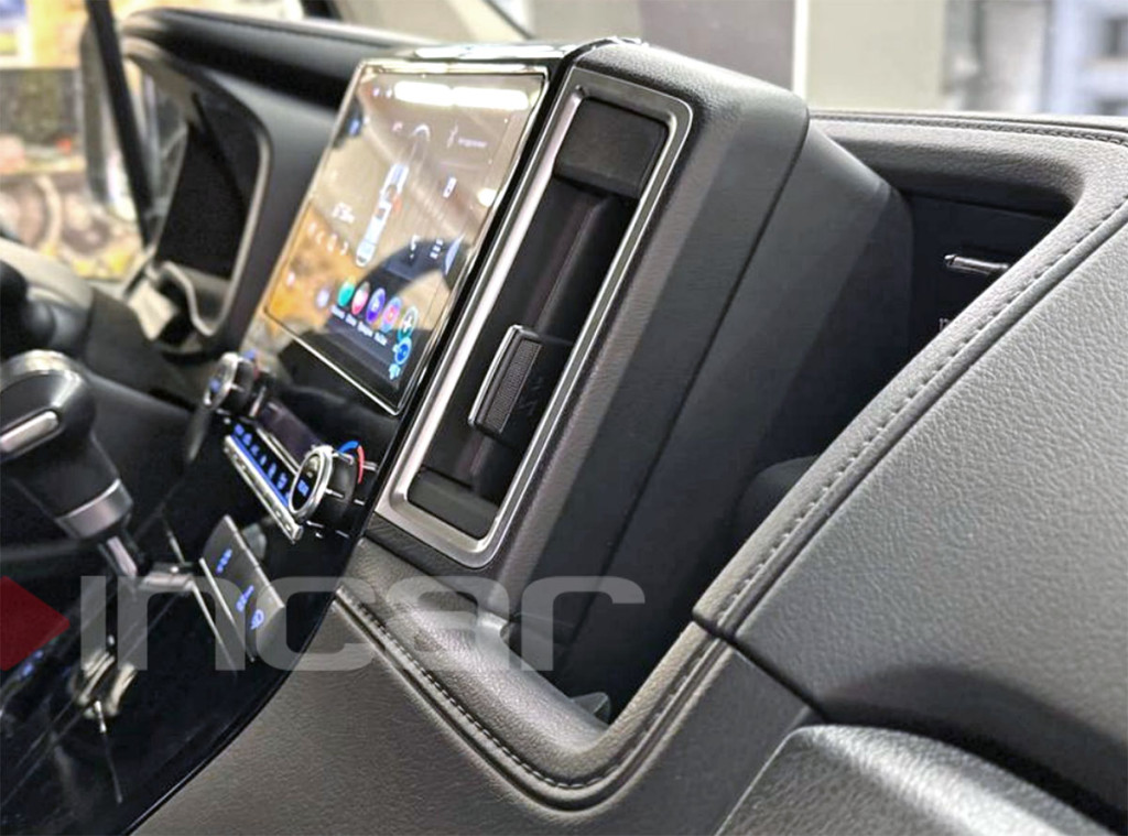 Рамка для UMS  TOYOTA Hiace 2019+, 9" (тип1 Вставка)