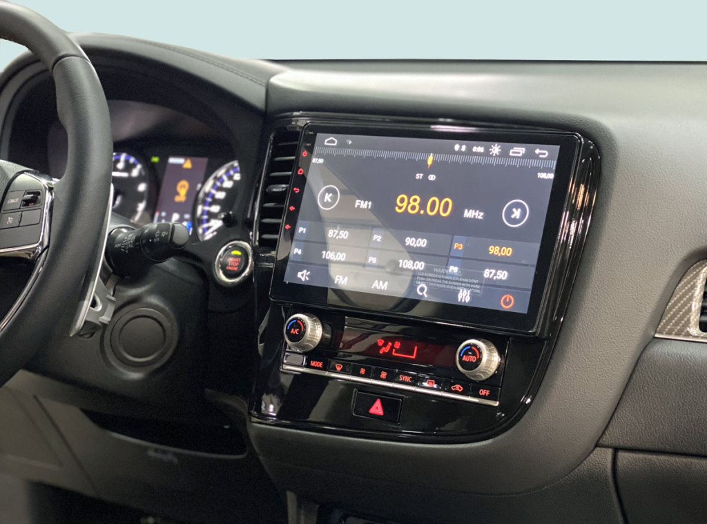 Рамка для UMS  MITSUBISHI Outlander III 2020+, 10"