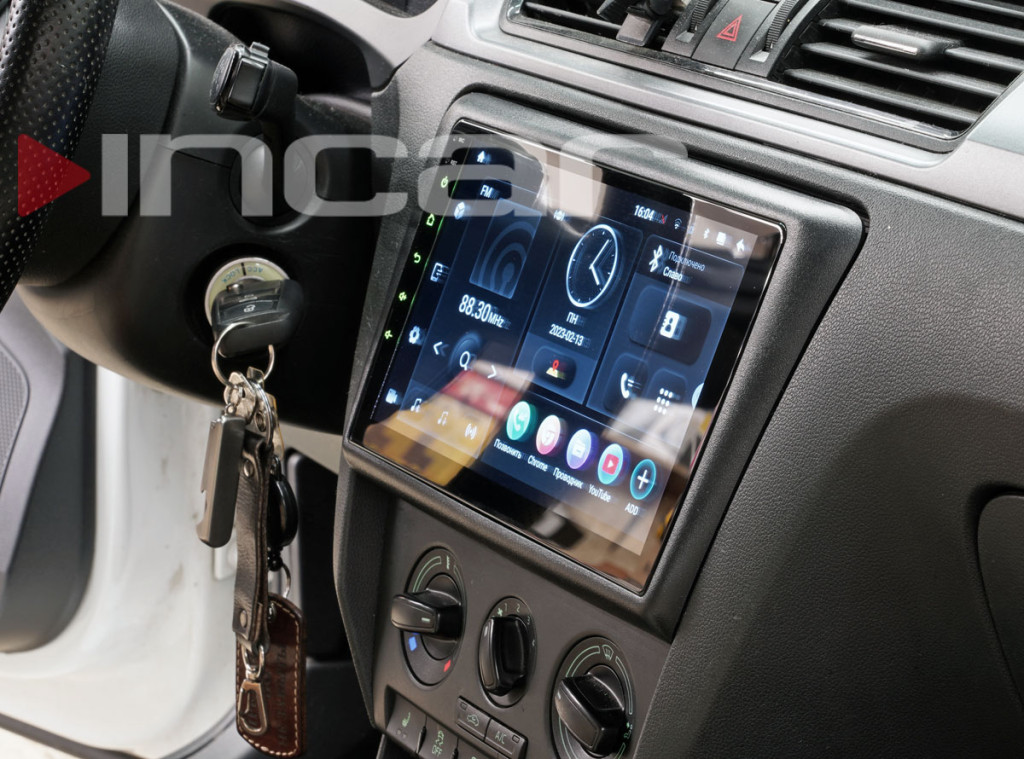 Рамка для UMS  SKODA Rapid 2012-2019