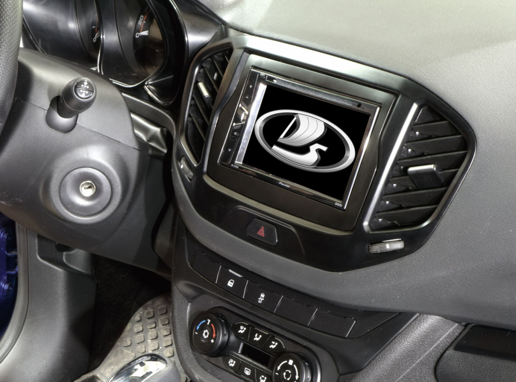 Рамка  LADA Vesta 2din (крепеж)